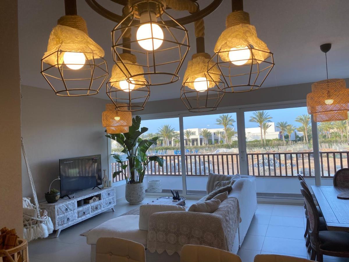 Almaza Bay Beach Town Chalet มาร์ซา เมทรูห์ ภายนอก รูปภาพ