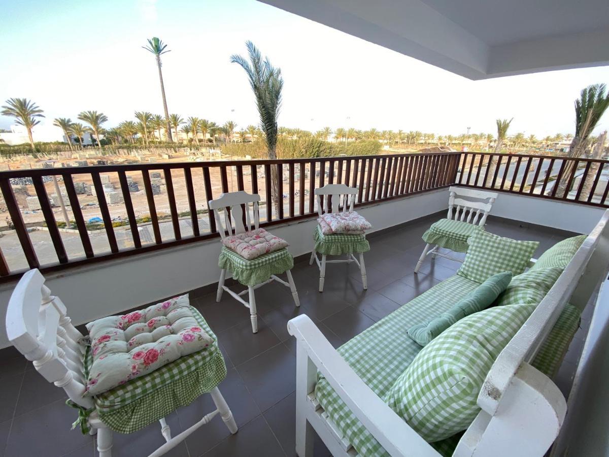 Almaza Bay Beach Town Chalet มาร์ซา เมทรูห์ ภายนอก รูปภาพ